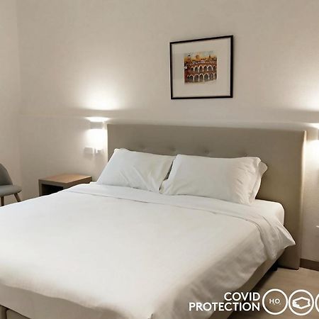 Via Poma Apartments&Rooms Verona Bagian luar foto